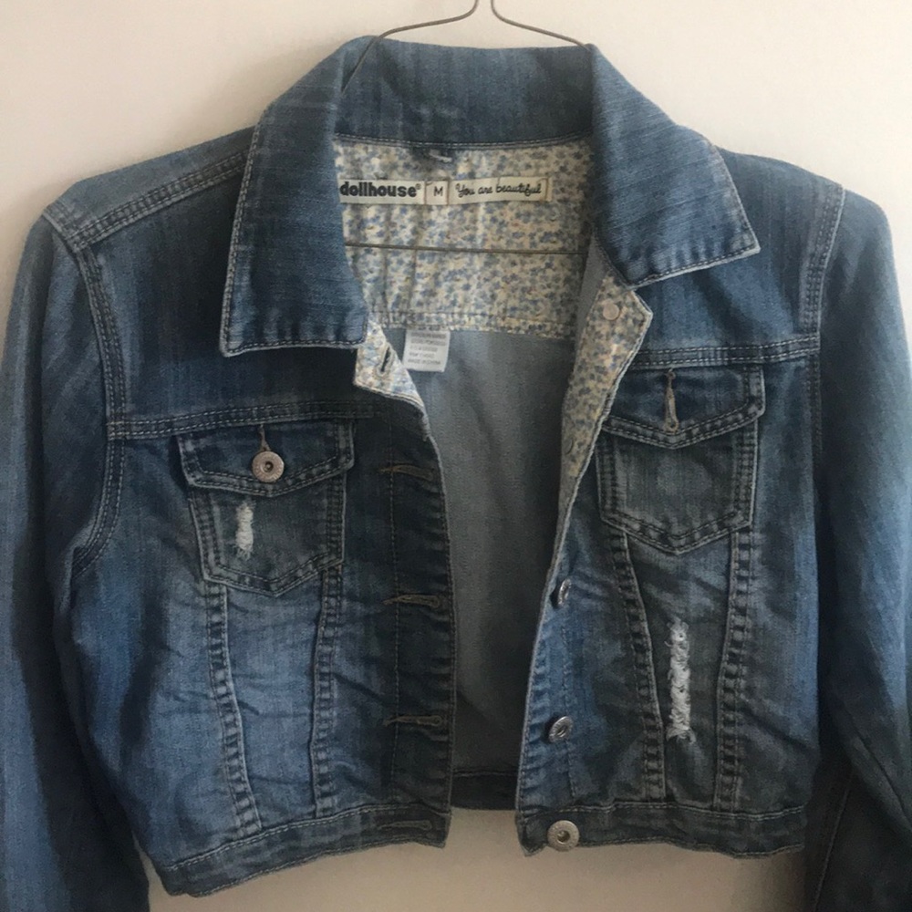 Dollhouse cropped denim jacket / size M